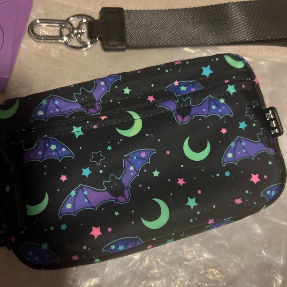 Iris & Rainbow Boutique Iris Carry All Wallet “Cosmic Bats” Limited Edition - Picture 5 of 6
